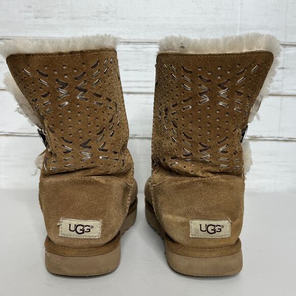 Ugg Bailey Button Tehuano Chestnut Brown Boots Shoe Size 9 - Picture 3 of 11